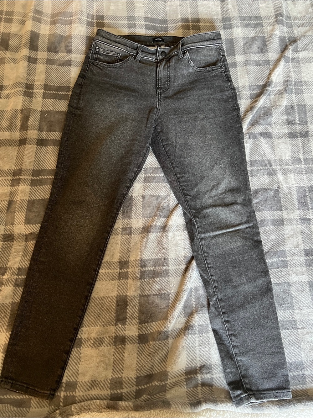 Express Women’s Skinny Jeans in Charcoal Grey